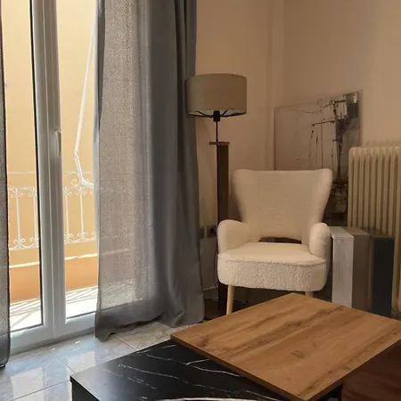 Downtown Comfort