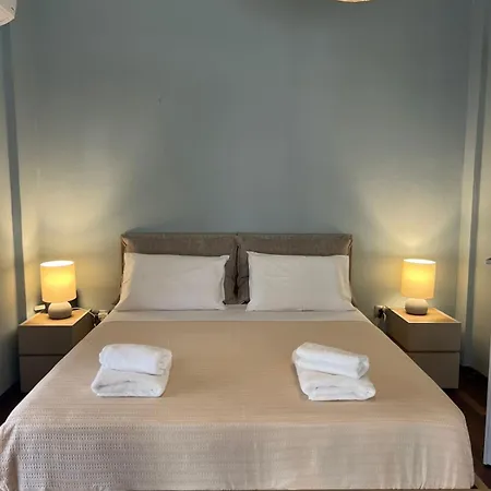 Апартаменты Downtown Comfort