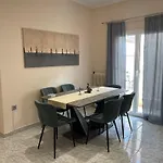 Downtown Comfort